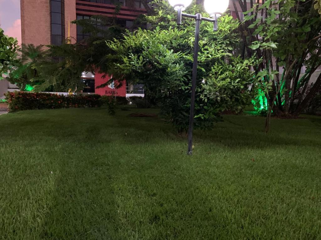 Maravilhoso Apartamento 2 Quartos Com Ofuro Porto Da Barra Salvador Summer Barra Flat Eksteriør billede