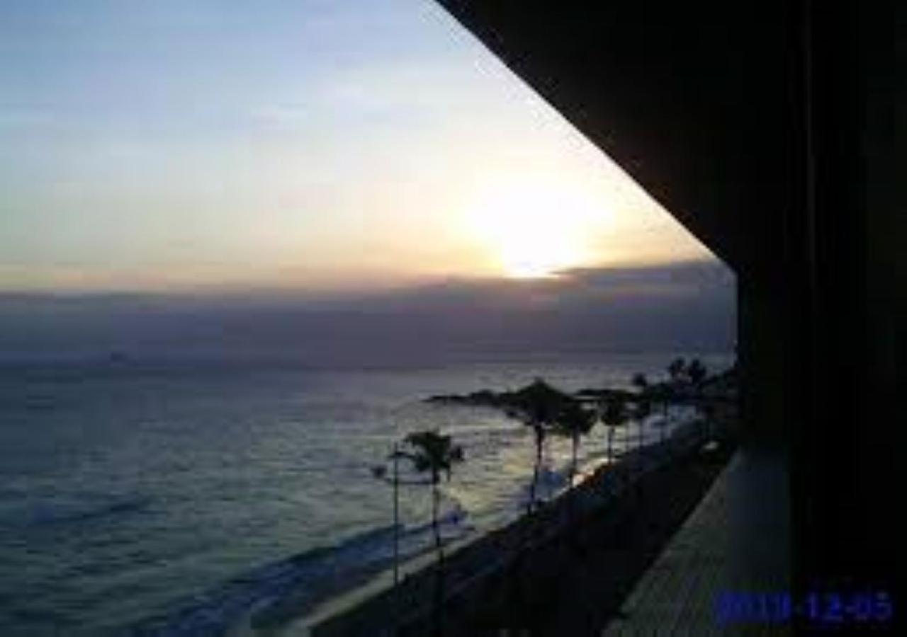 Maravilhoso Apartamento 2 Quartos Com Ofuro Porto Da Barra Salvador Summer Barra Flat Eksteriør billede